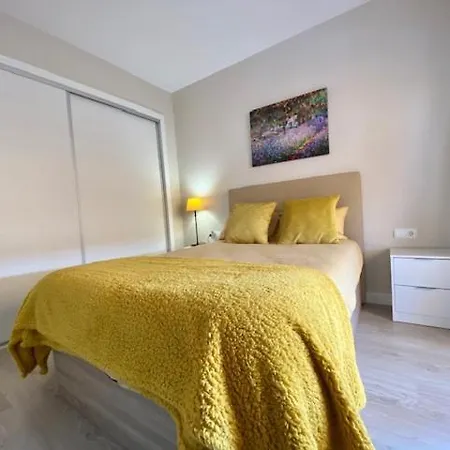 Neptuno Daro Apartment *